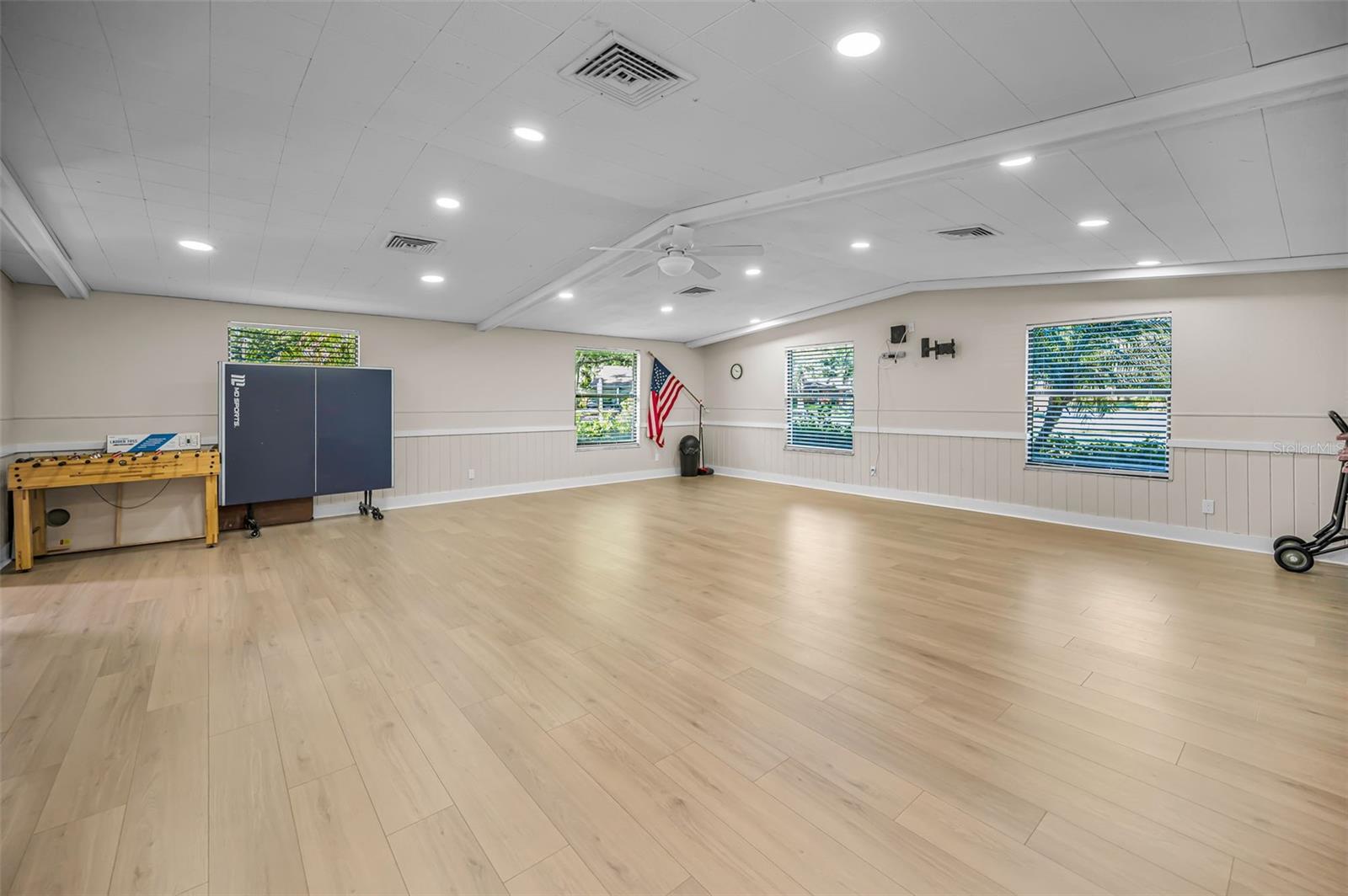 520 SANDY HOOK RD — photo 72