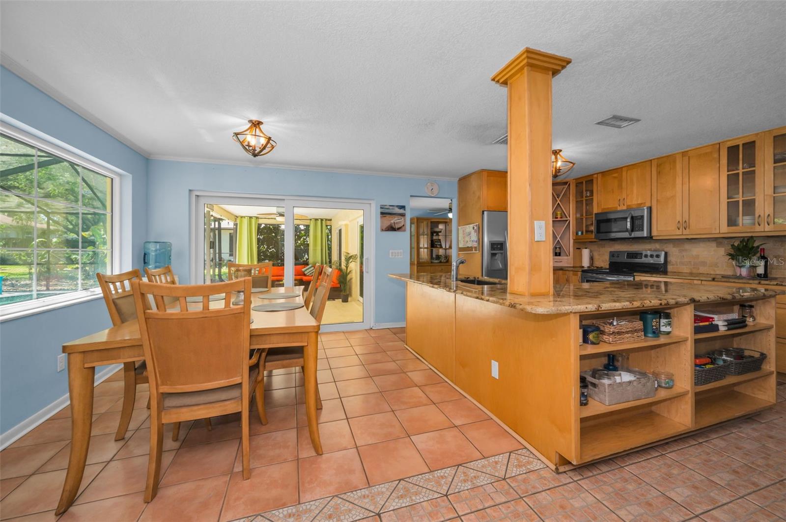 520 SANDY HOOK RD — photo 15