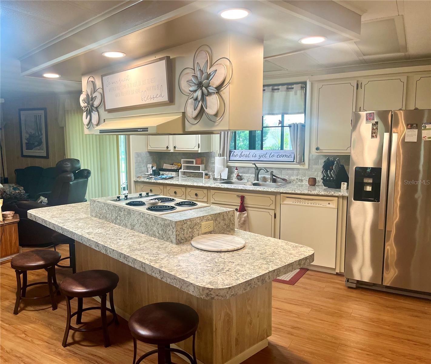 312 MARINER DR — photo 9