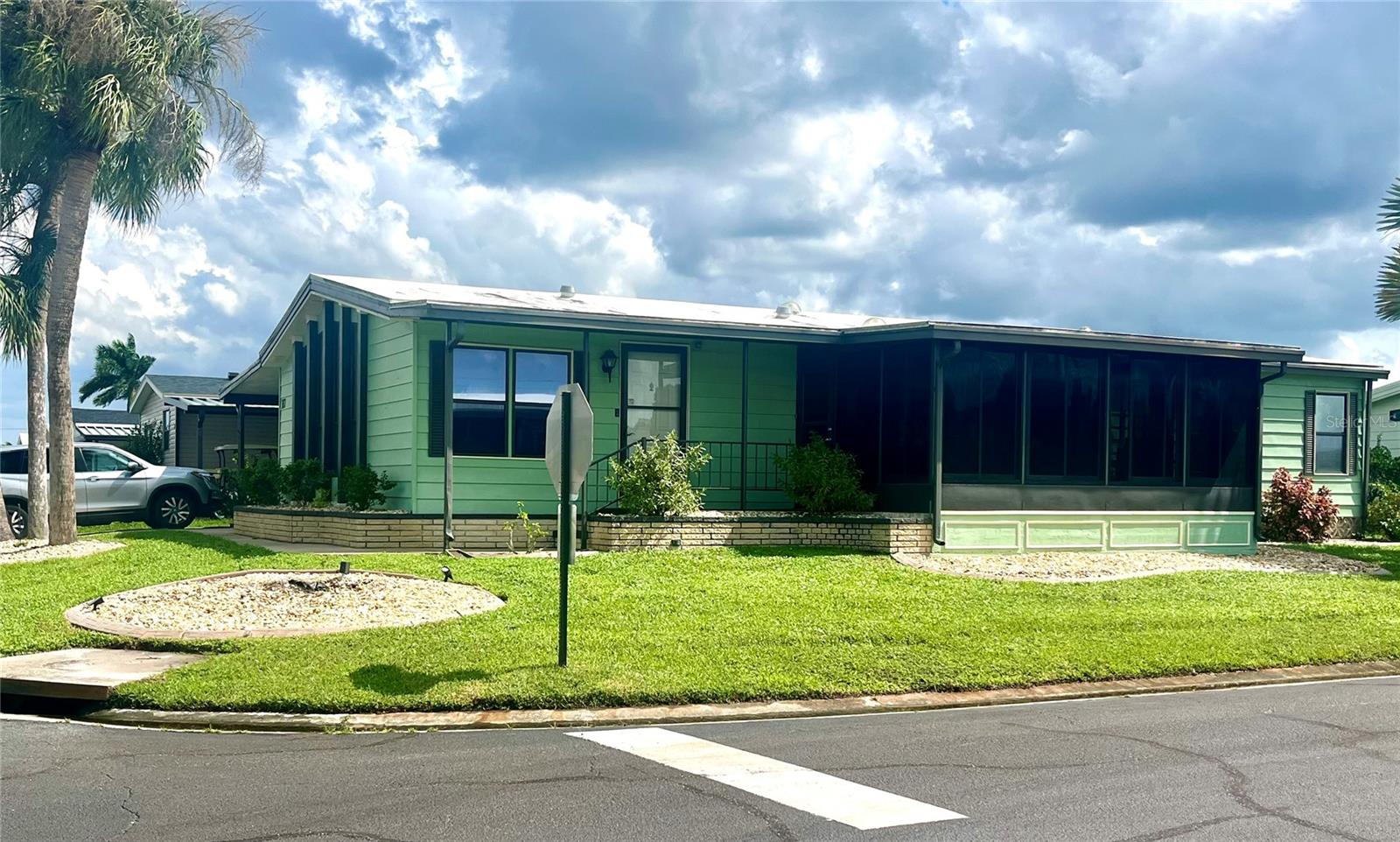 312 MARINER DR — photo 3