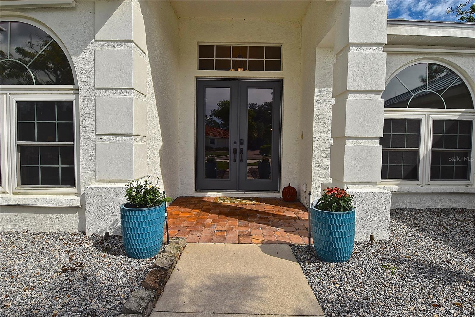 8309 MISTY LAKE CIR — photo 4