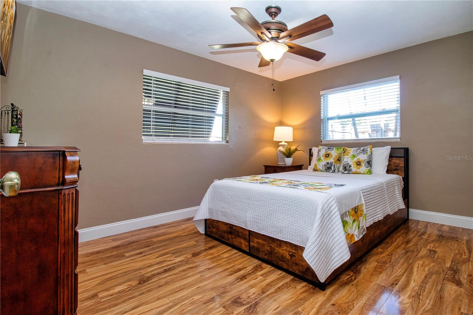 5745 SAVANNAH DR — photo 29