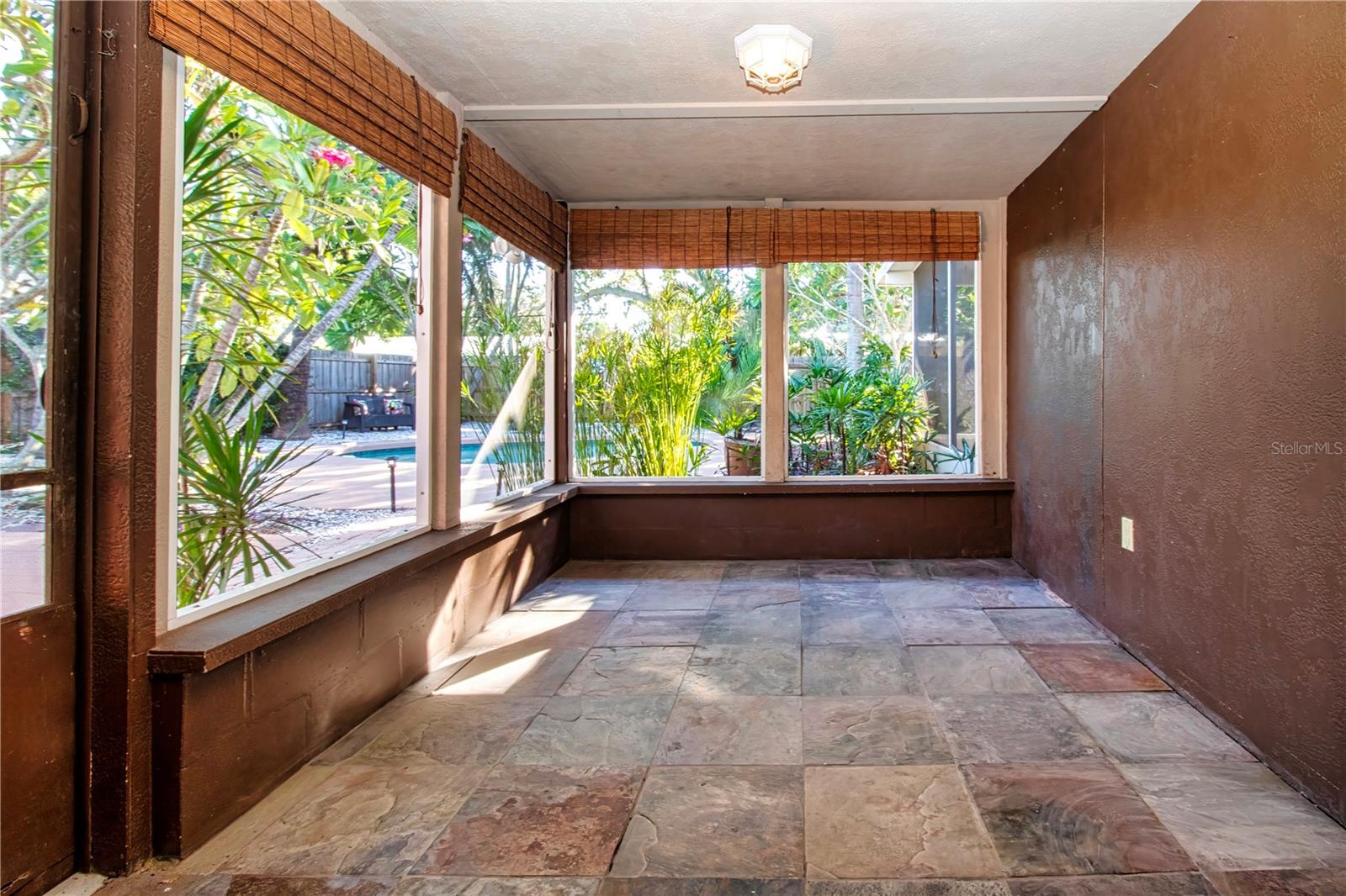 5745 SAVANNAH DR — photo 41