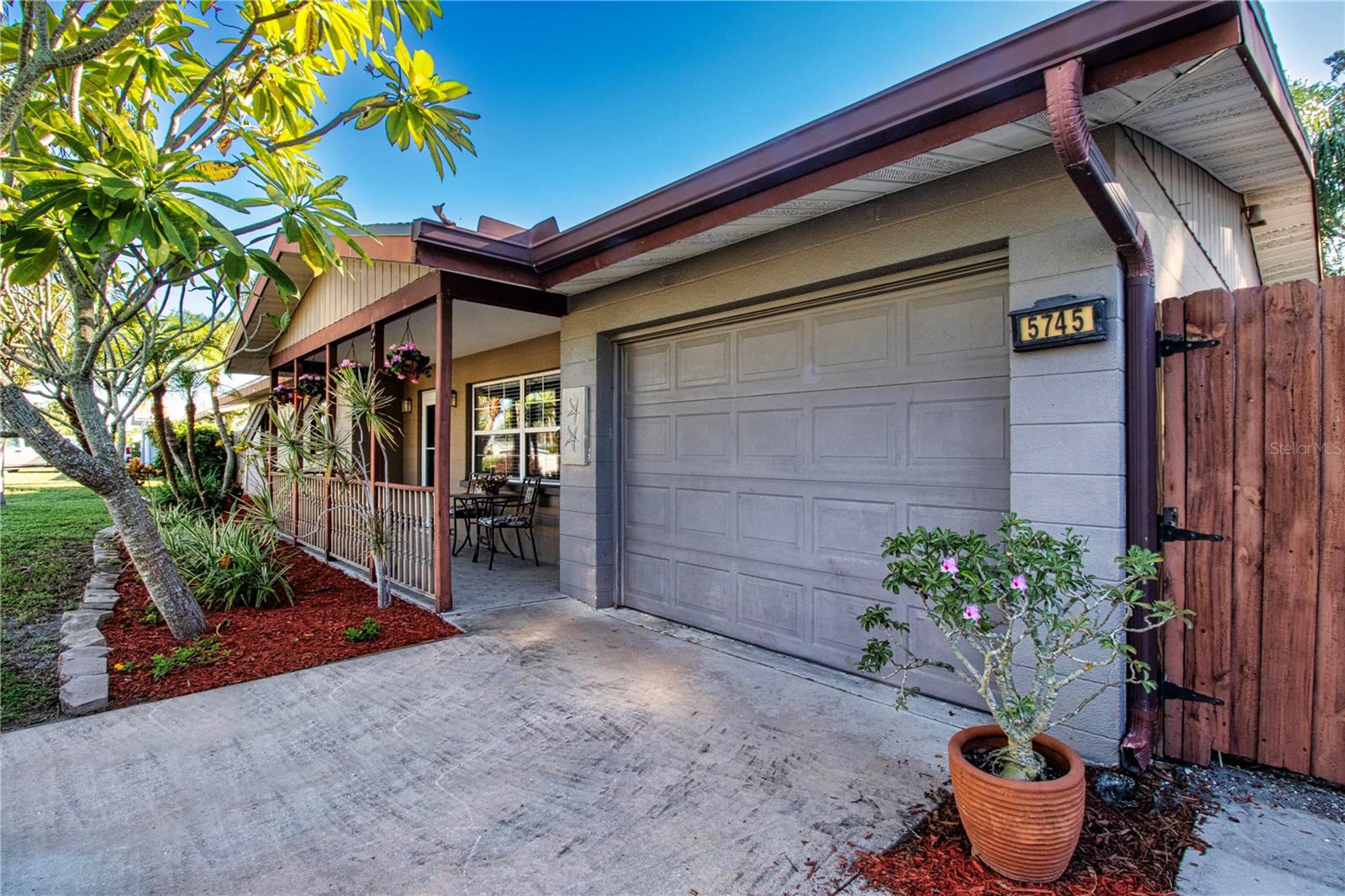 5745 SAVANNAH DR — photo 4