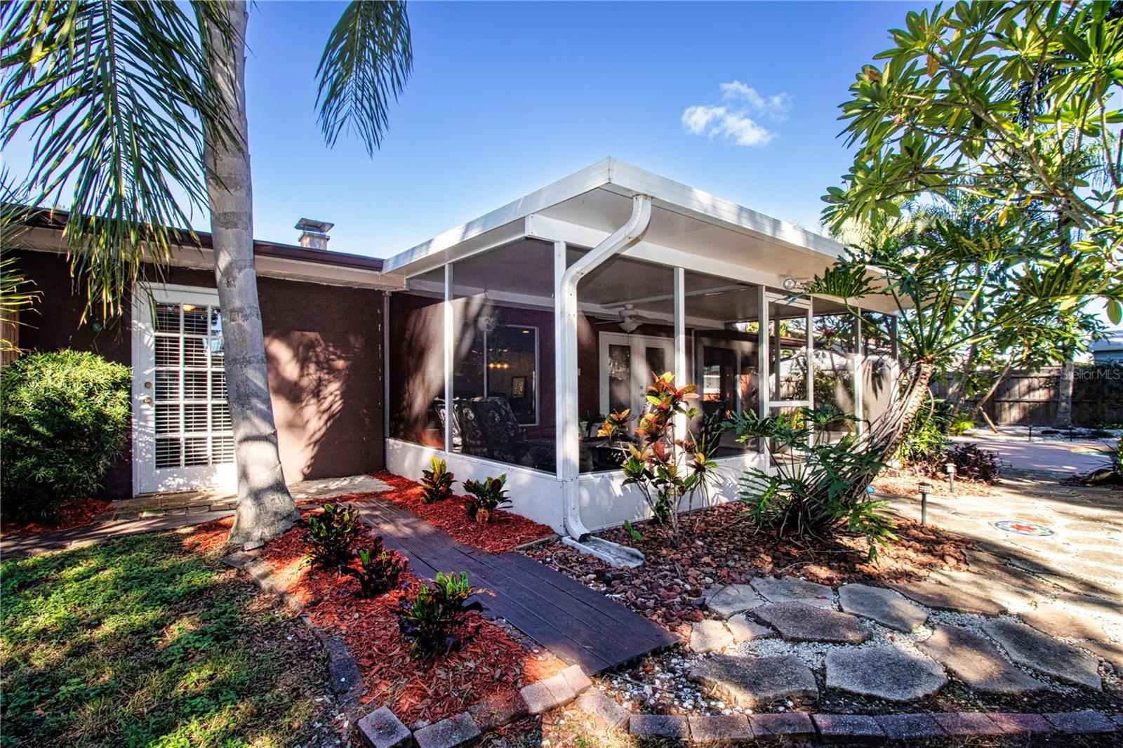 5745 SAVANNAH DR — photo 44