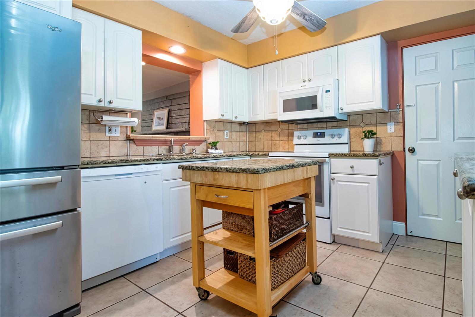 5745 SAVANNAH DR — photo 13
