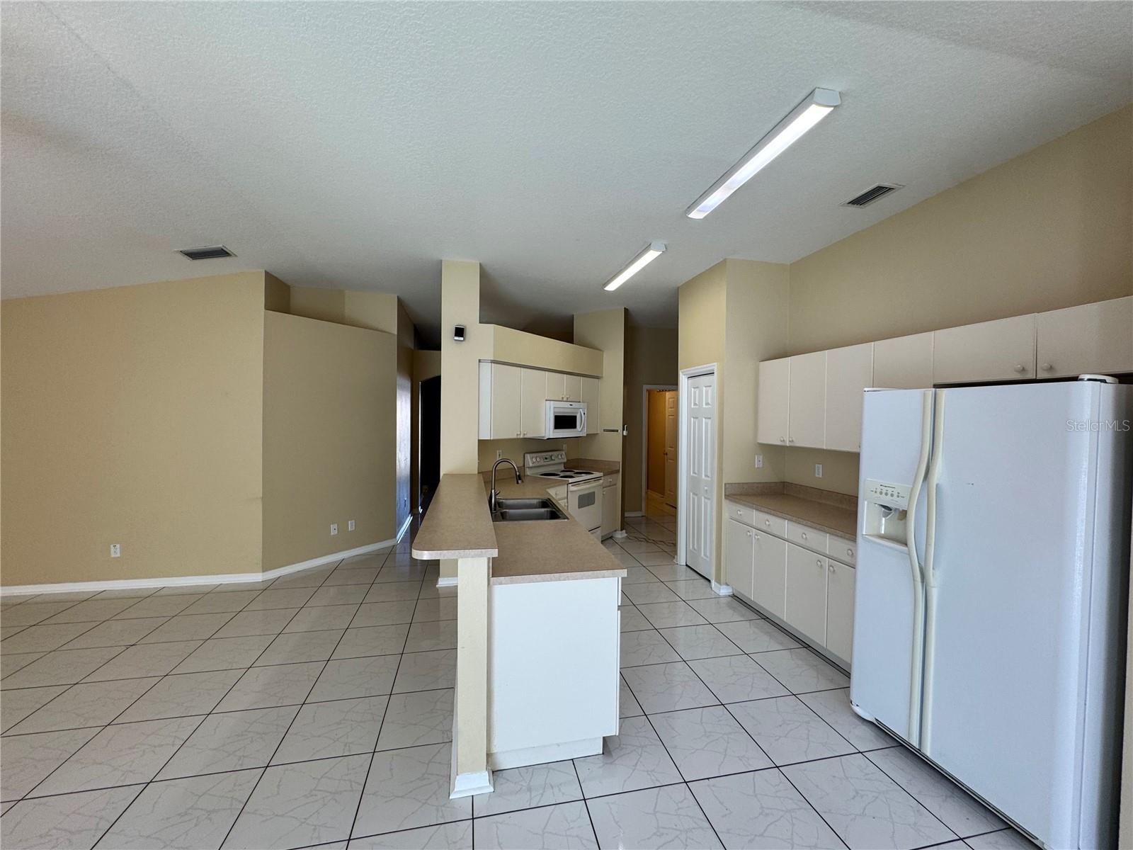 4707 RAMSHEAD DR — photo 12