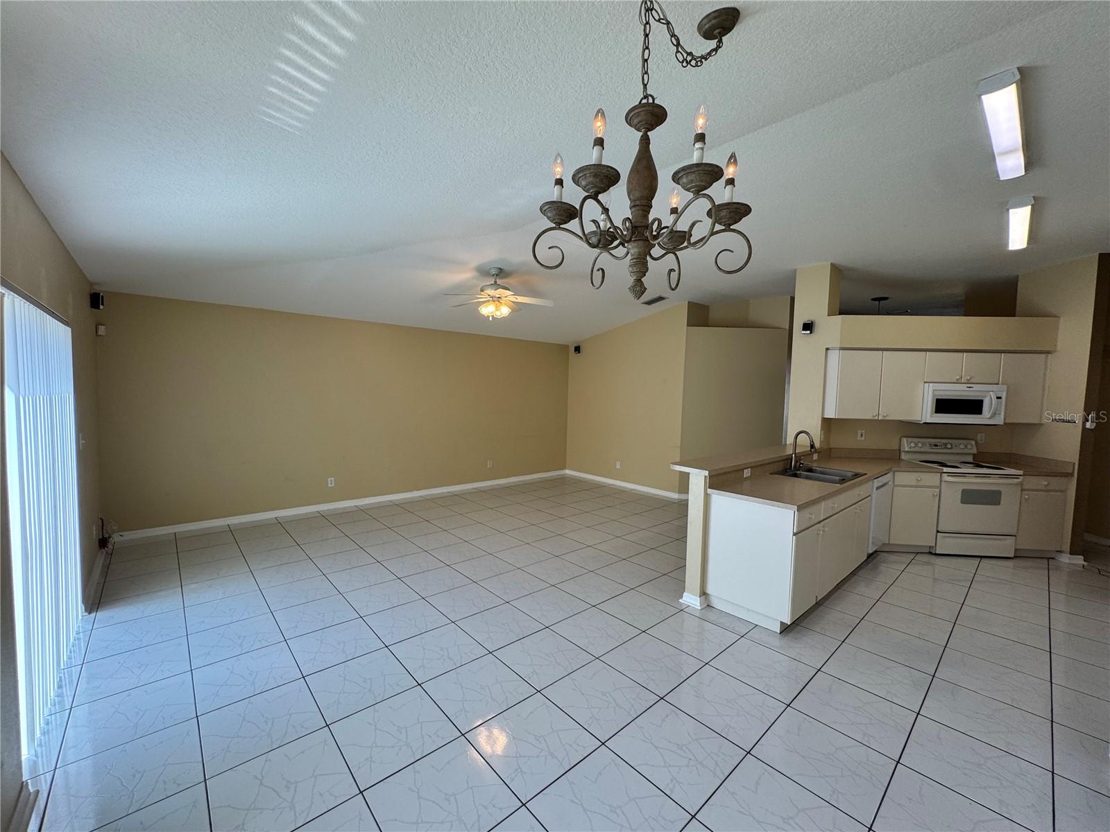 4707 RAMSHEAD DR — photo 14