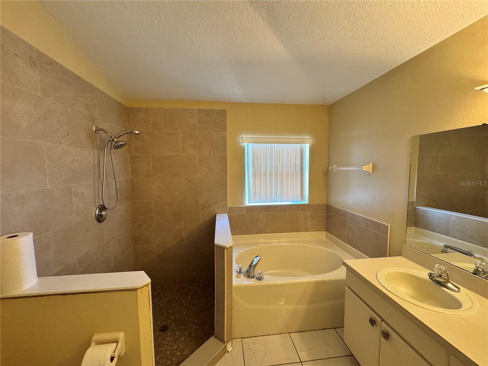 4707 RAMSHEAD DR — photo 25