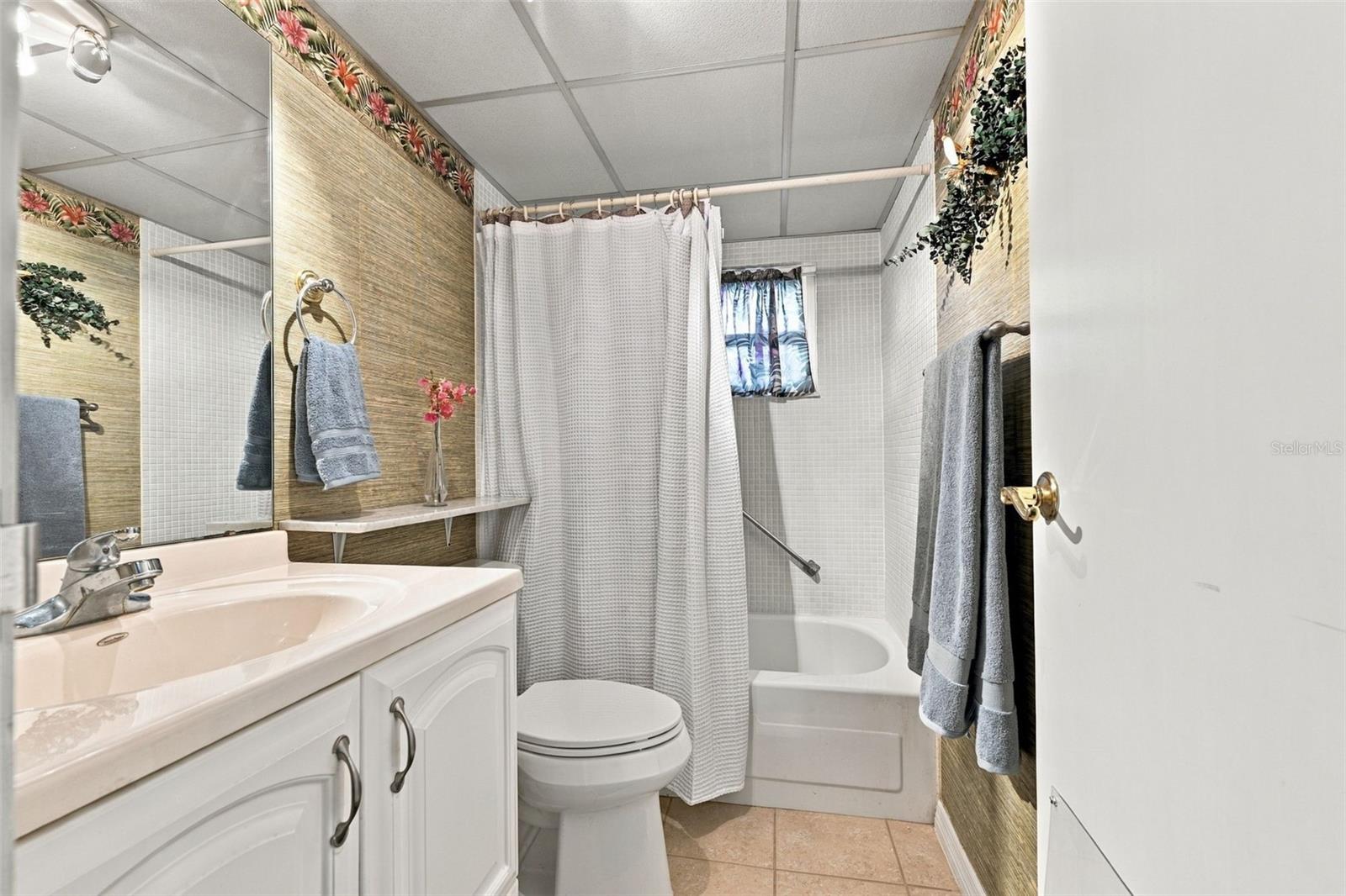 1802 BEDFORD LN #9 — photo 22