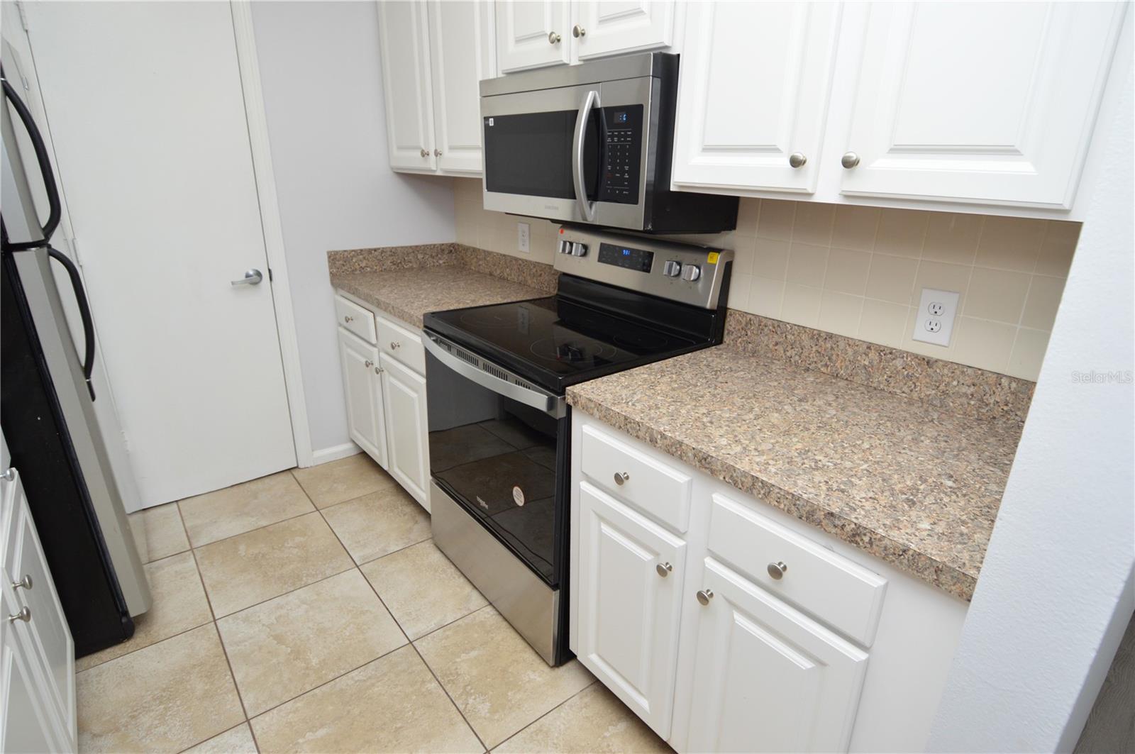 11901 4TH ST N #2208 — photo 11