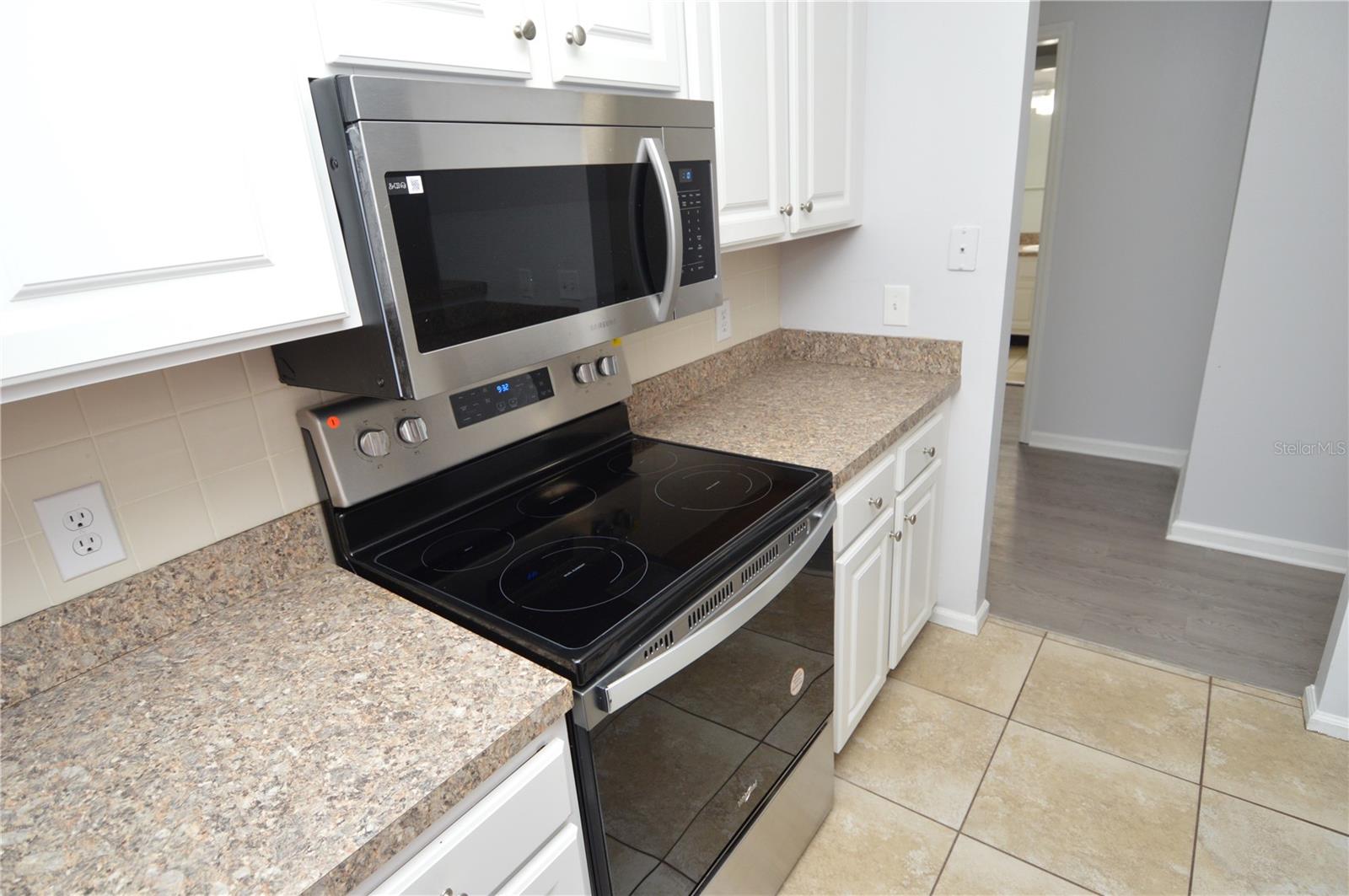 11901 4TH ST N #2208 — photo 12