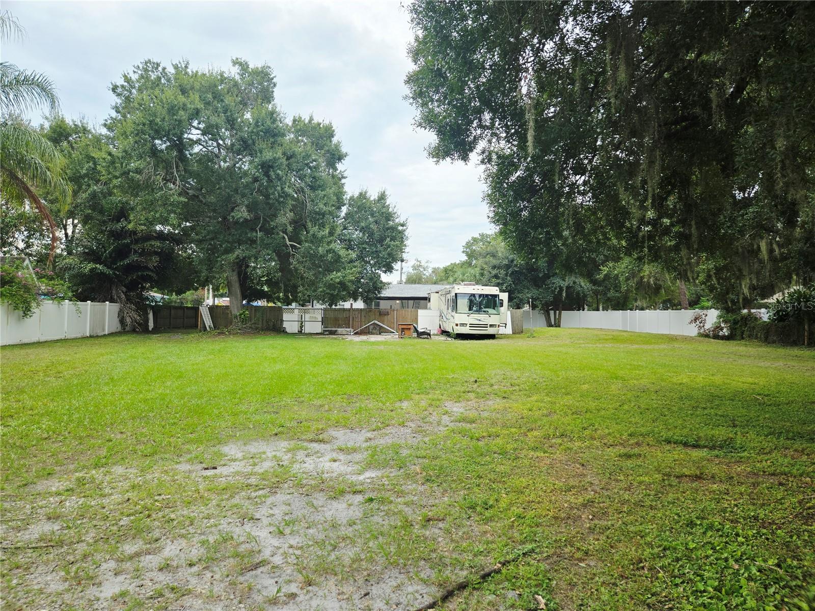 3119 W LAMBRIGHT ST — photo 27