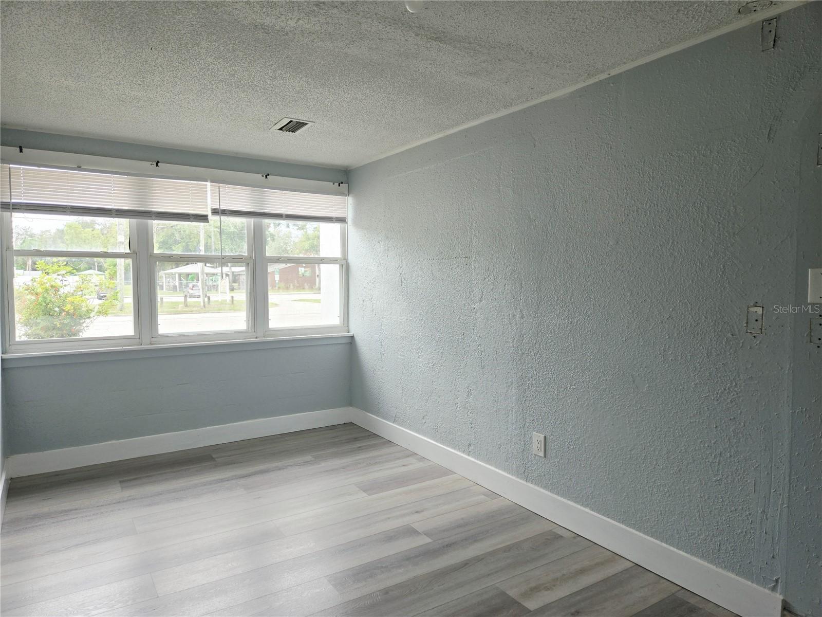 3119 W LAMBRIGHT ST — photo 11