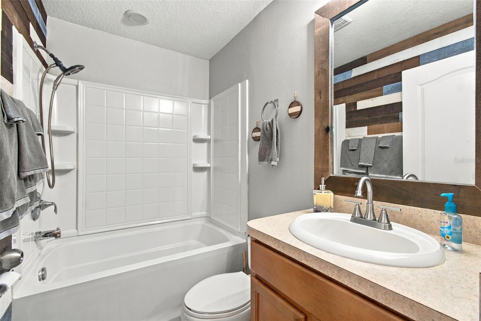 15412 QUAIL WOODS PL — photo 35