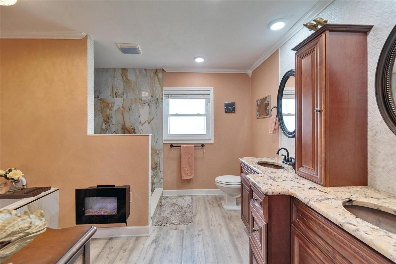 1710 NEW BEDFORD DR — photo 15