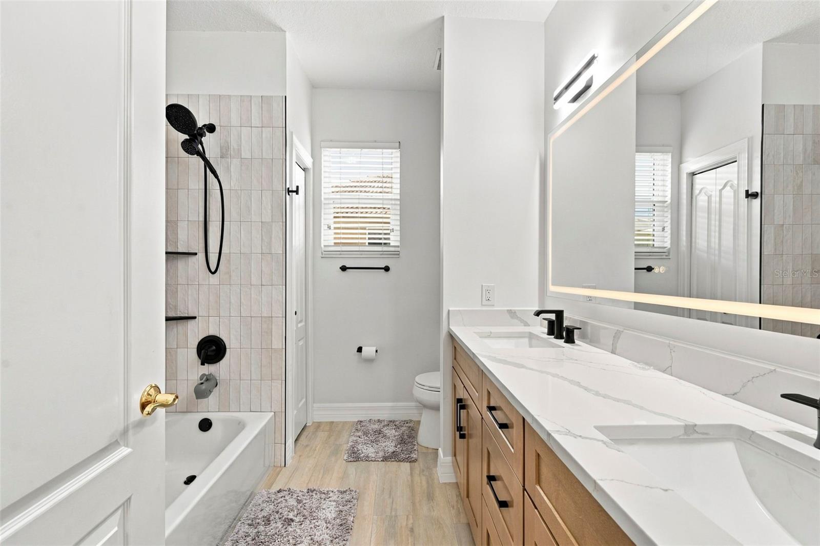 9925 SAGO POINT DR — photo 37