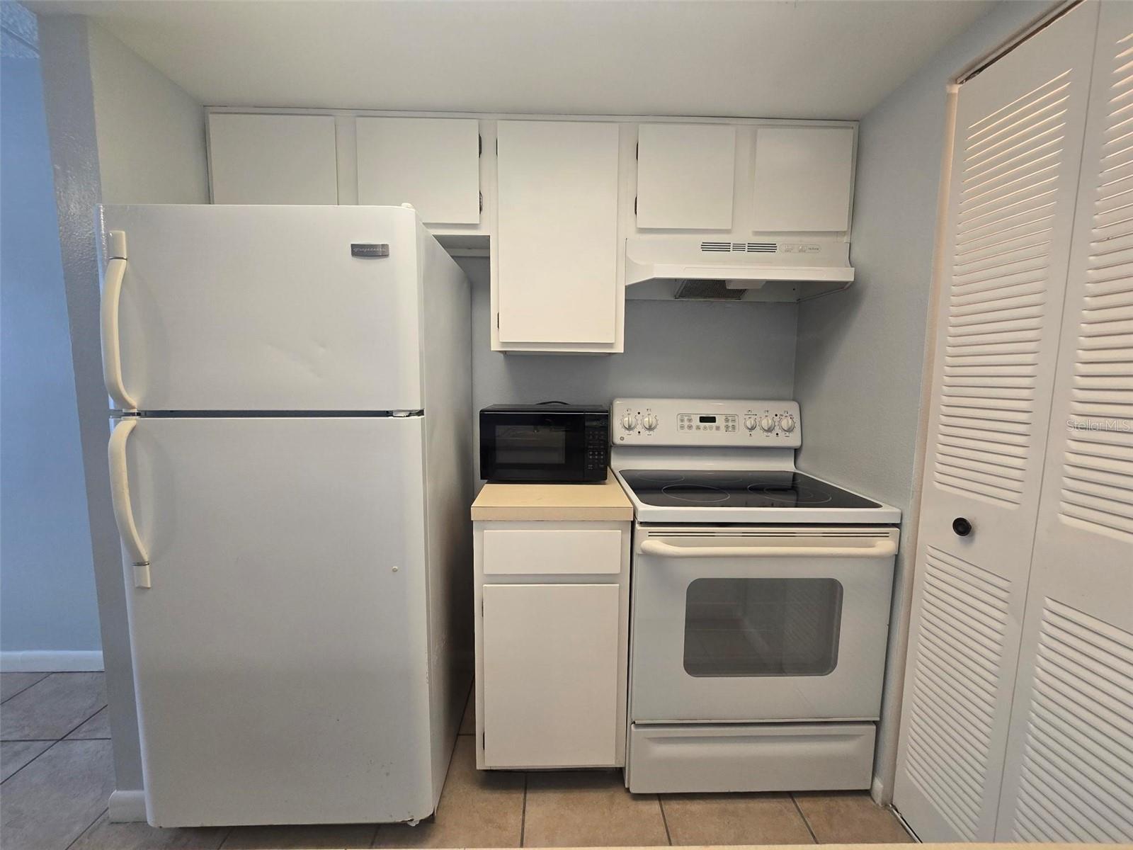 4922 W GANDY BLVD #G102 — photo 4