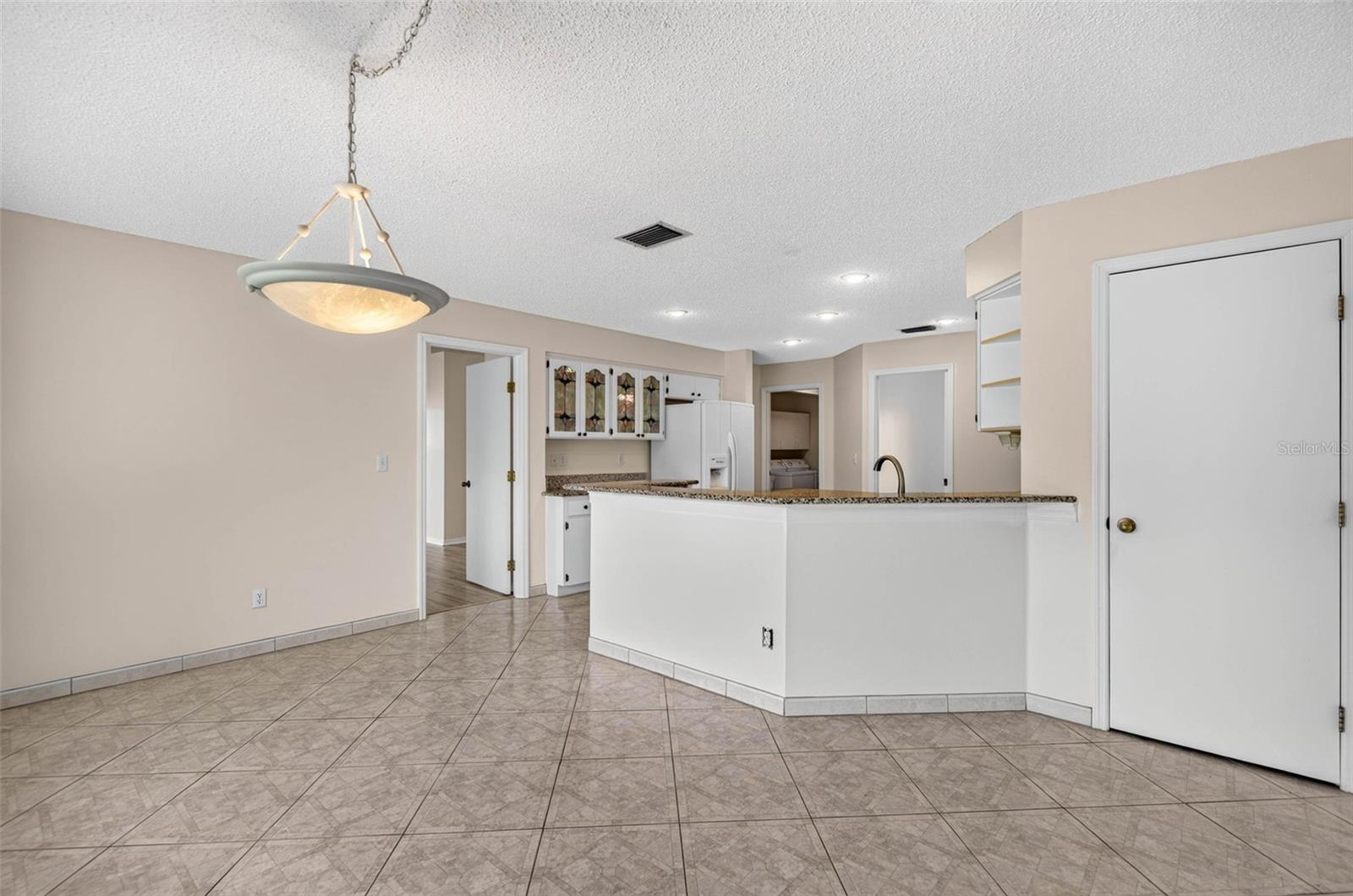 1704 TREMONT CT — photo 22