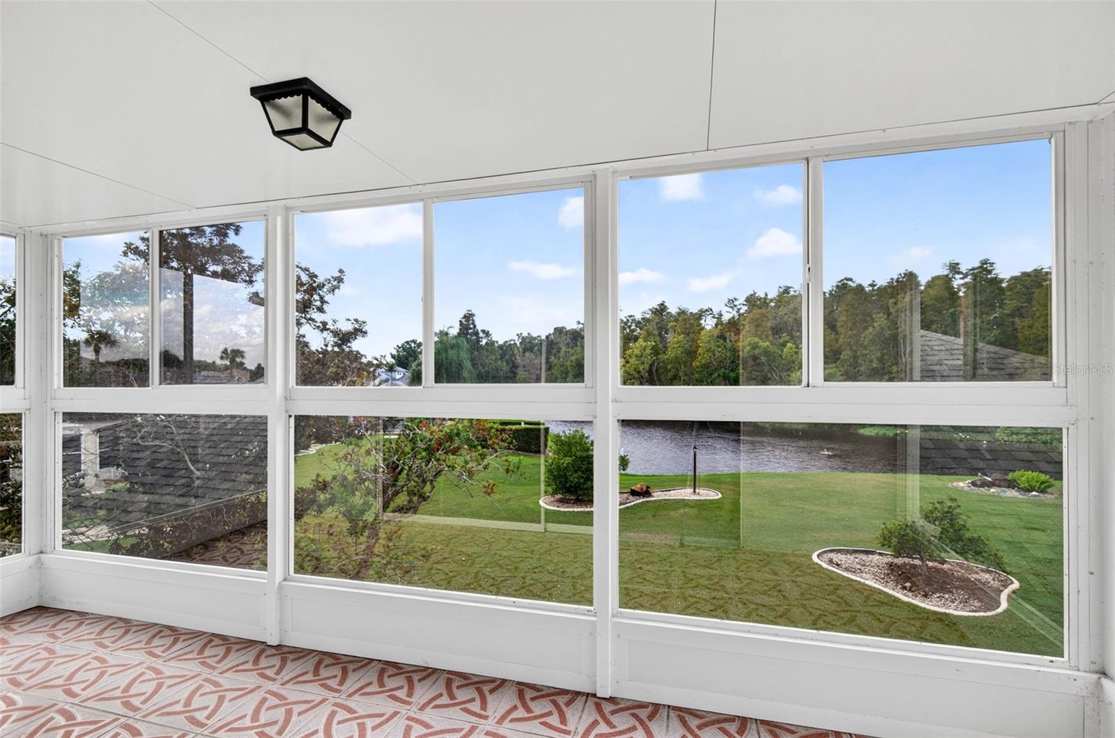 1704 TREMONT CT — photo 36