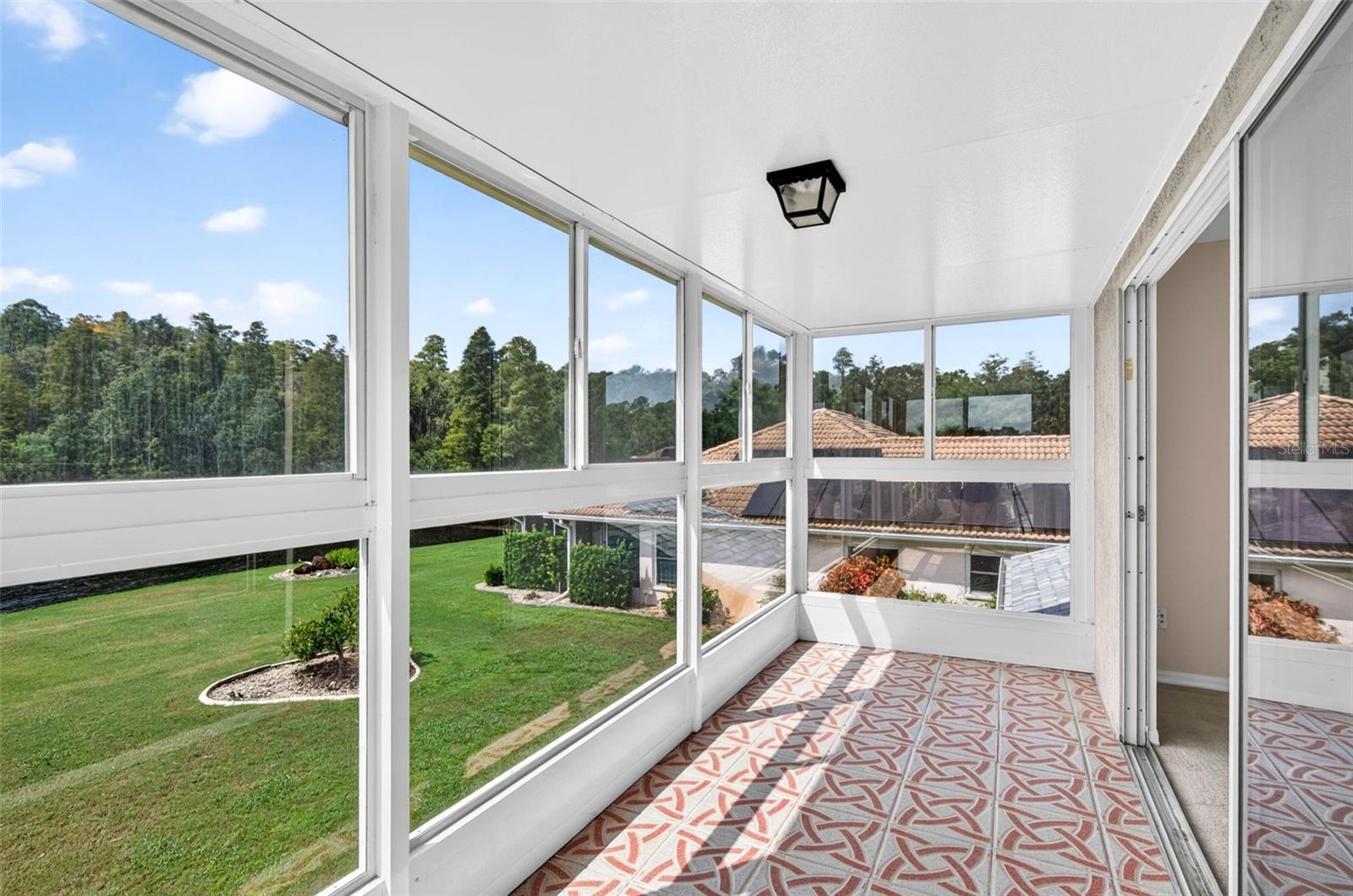 1704 TREMONT CT — photo 37