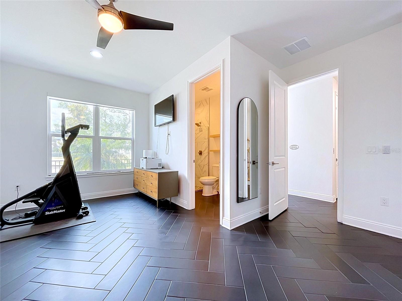 3702 W ROLAND ST #3 — photo 28