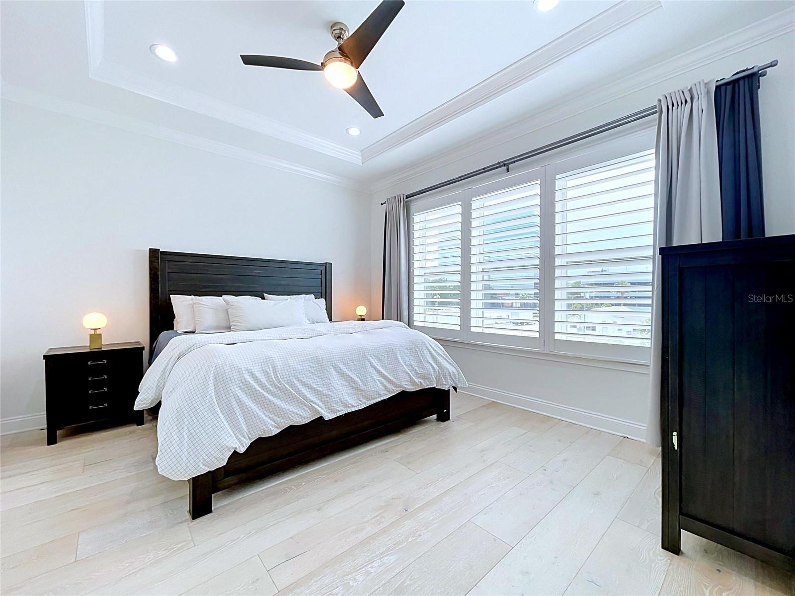 3702 W ROLAND ST #3 — photo 38