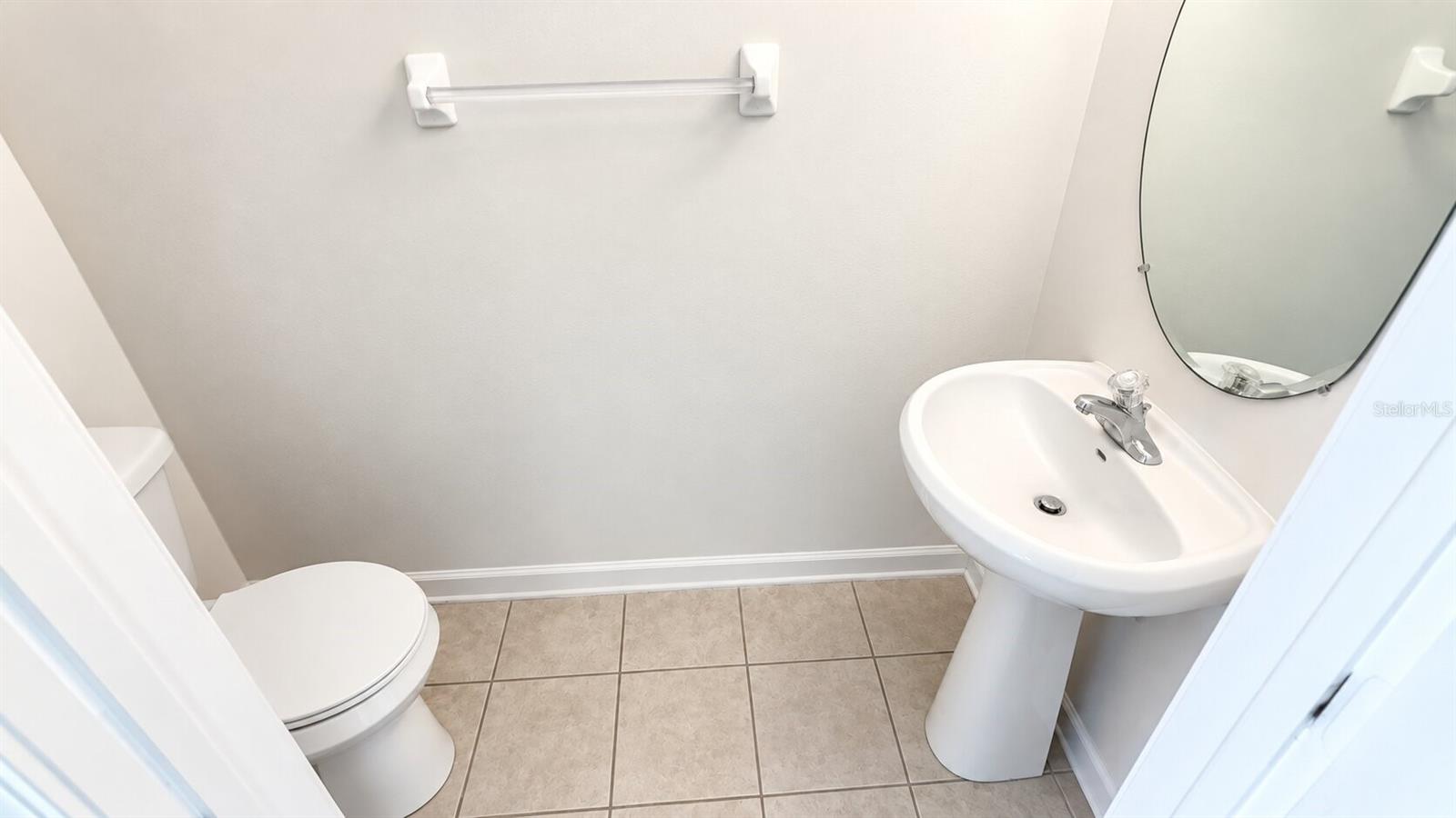 4528 KENNEWICK PL — photo 15
