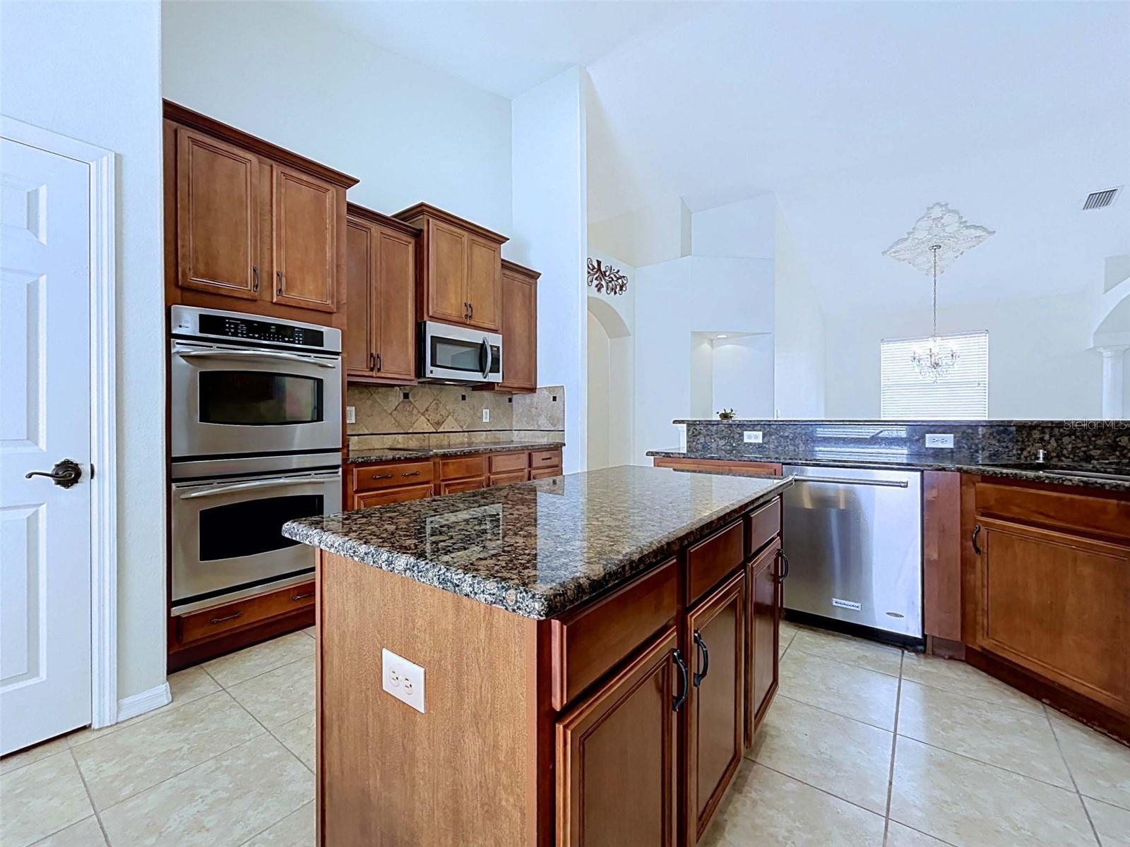 18023 JAVA ISLE DR — photo 21