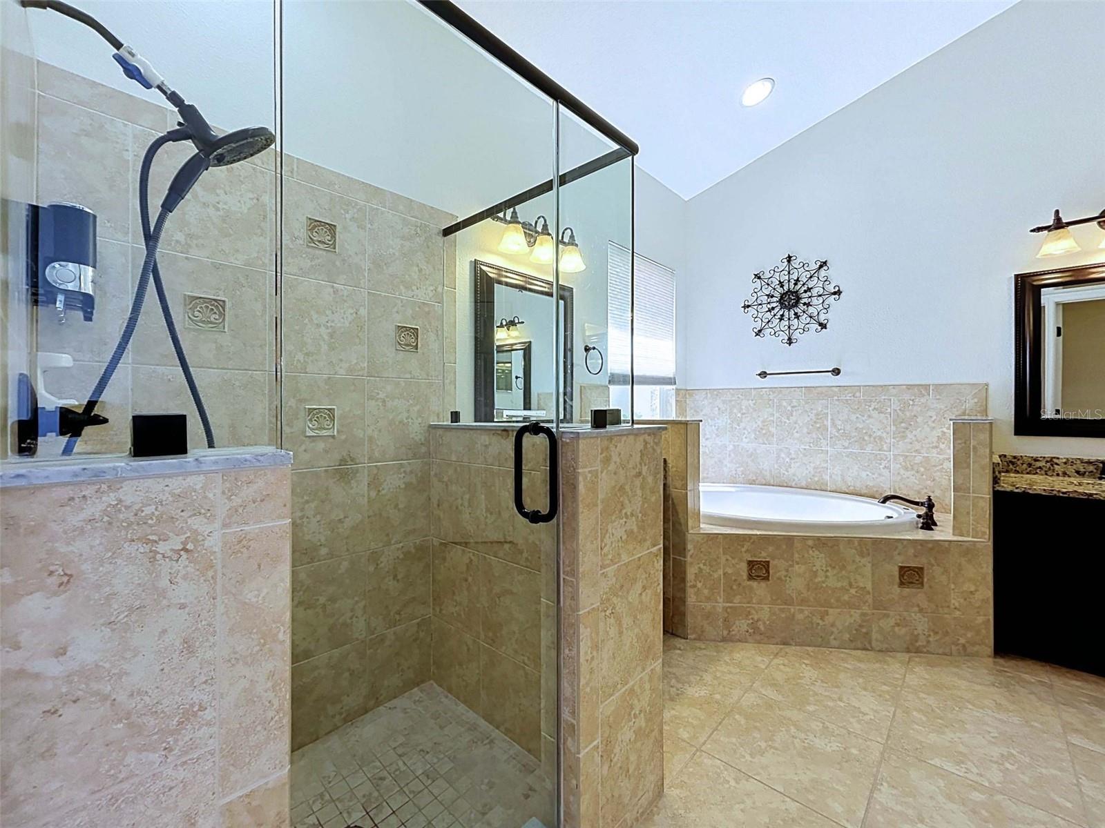 18023 JAVA ISLE DR — photo 29