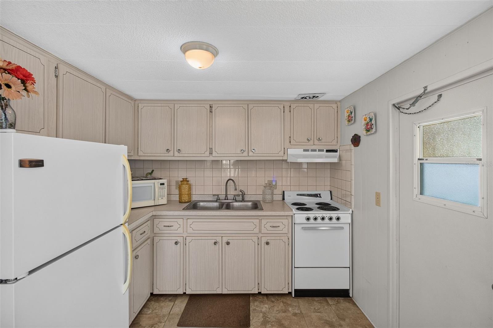 2000 E BAY DR #87 — photo 20