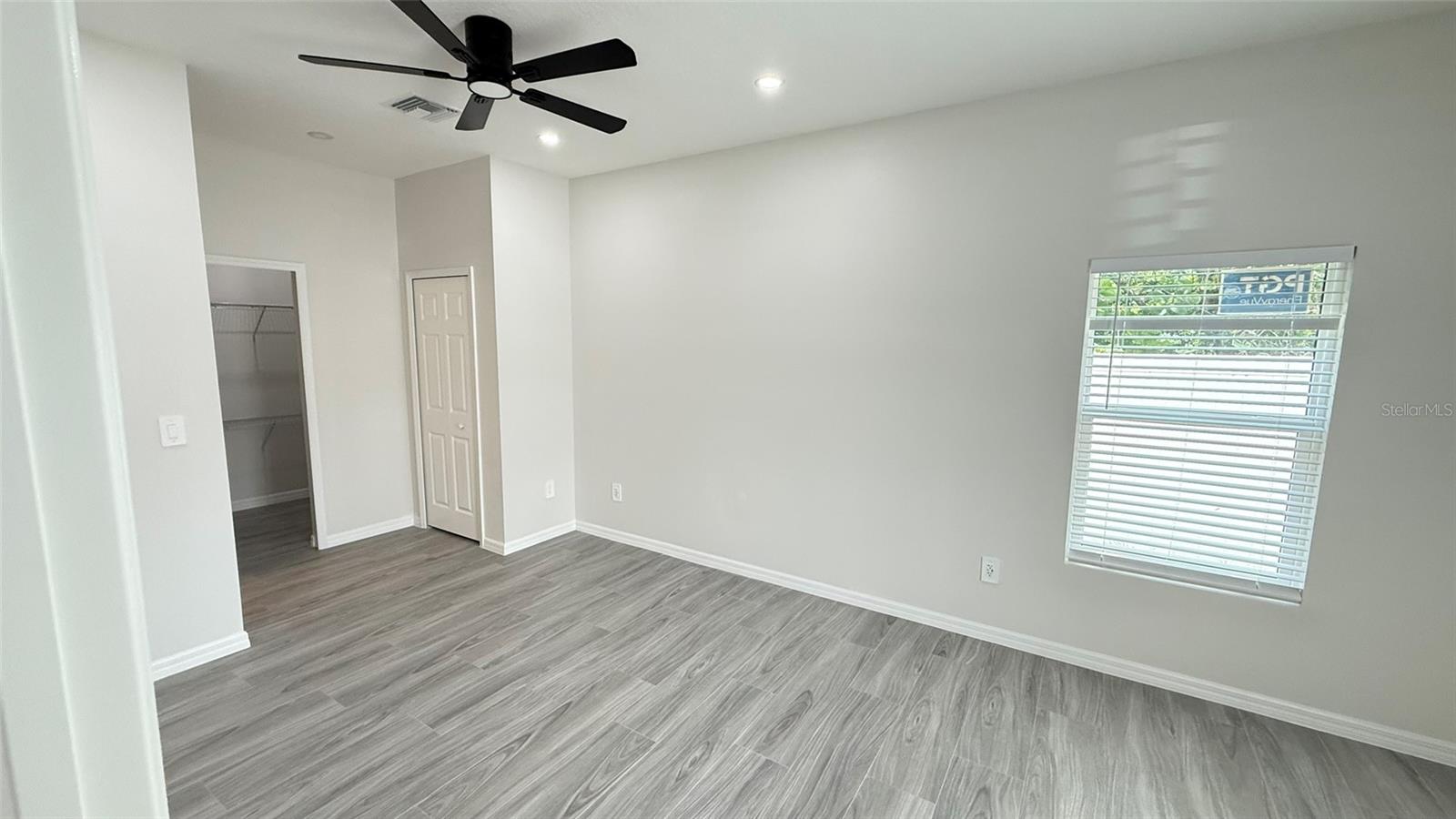 37542 EILAND UNIT#B BLVD — photo 18