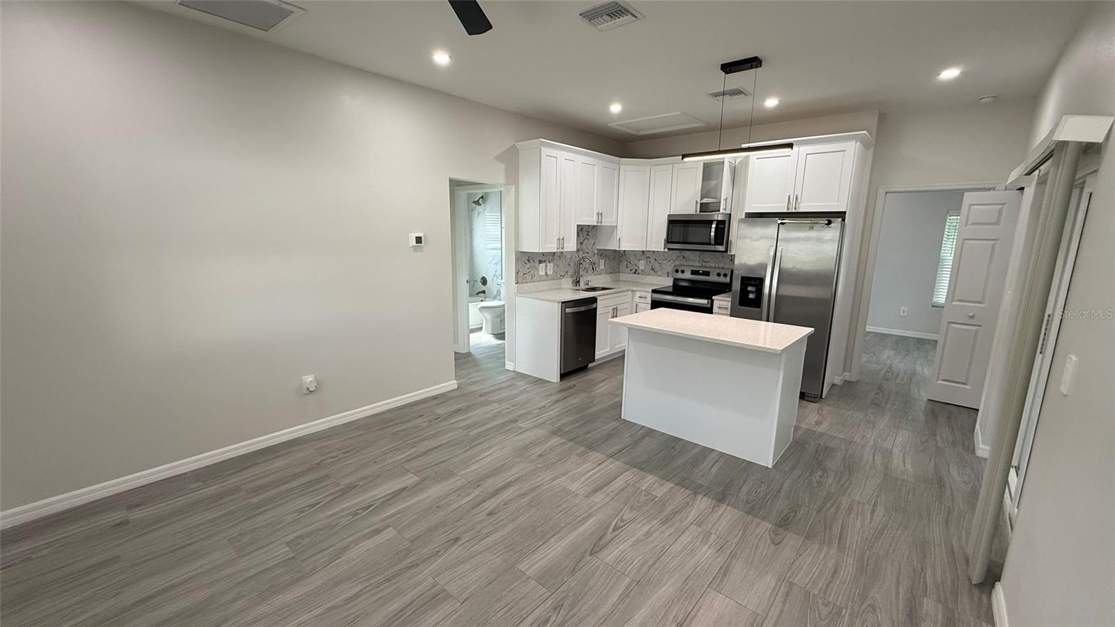 37542 EILAND UNIT#B BLVD — photo 12