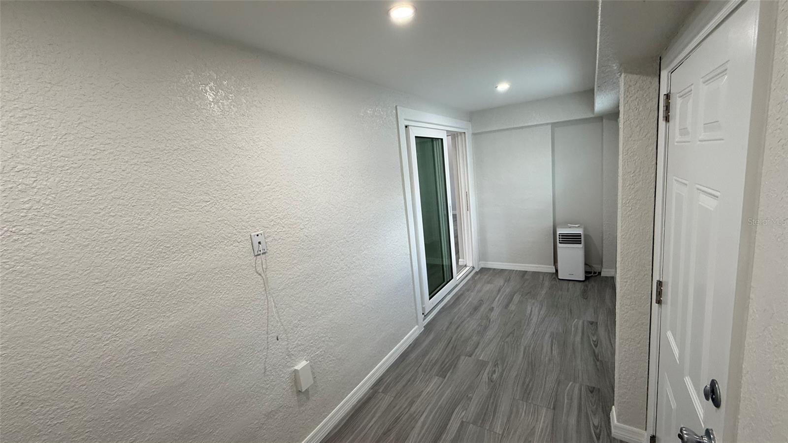 37542 EILAND UNIT#B BLVD — photo 15