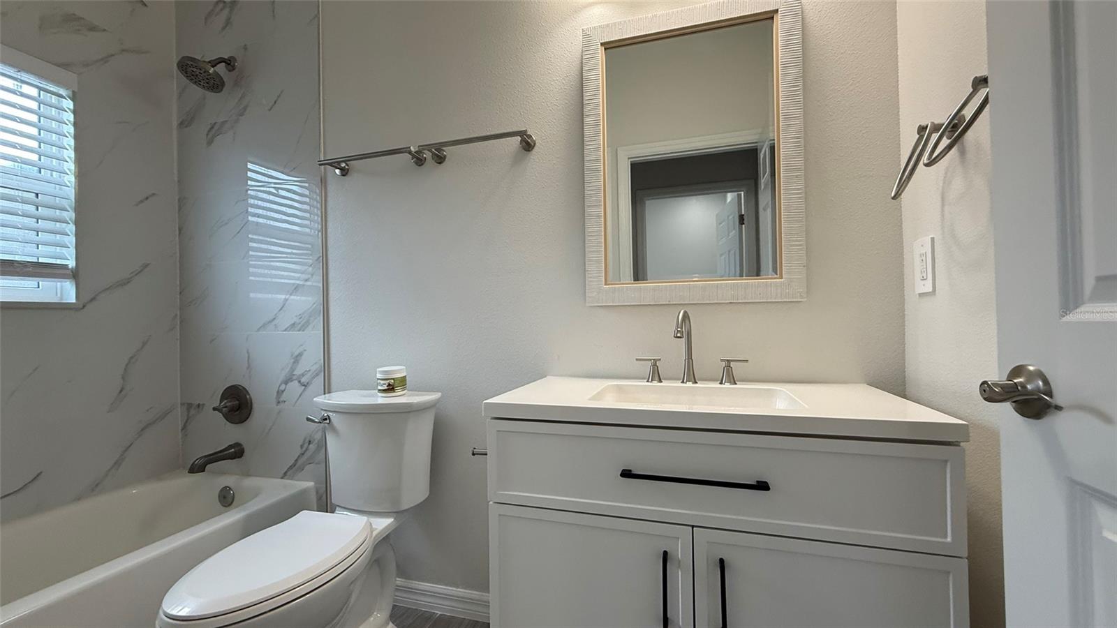 37542 EILAND UNIT#B BLVD — photo 24
