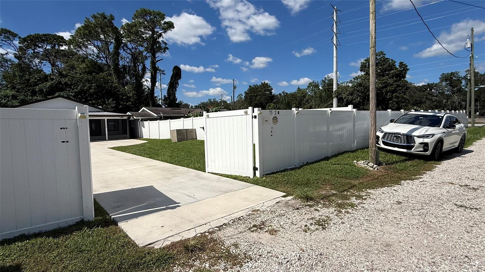 37542 EILAND UNIT#B BLVD — photo 6
