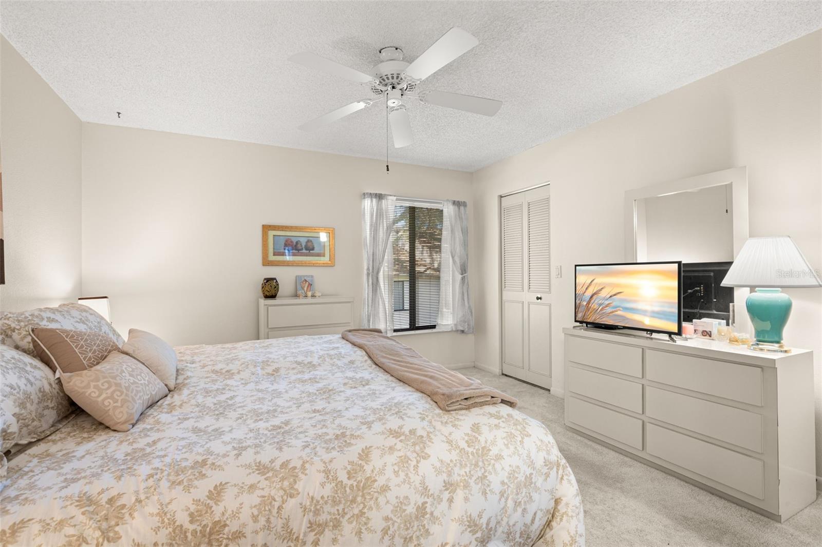 1708 PINE RIDGE WAY E #B2 — photo 5