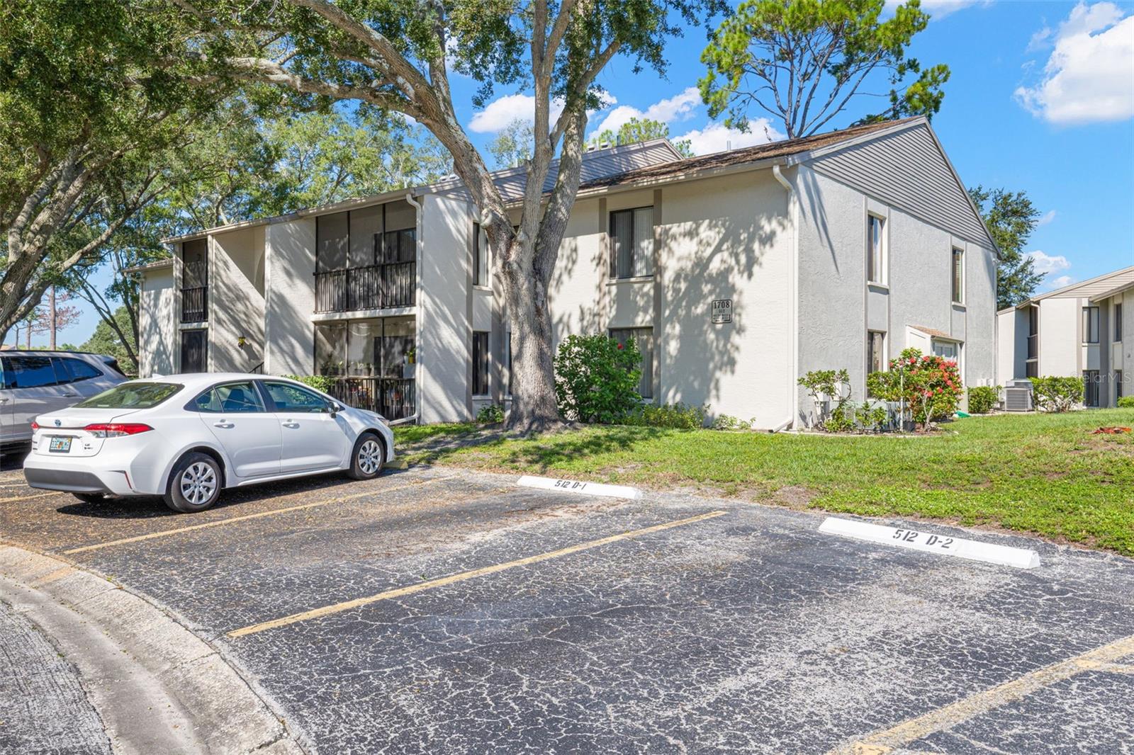 1708 PINE RIDGE WAY E #B2 — photo 16