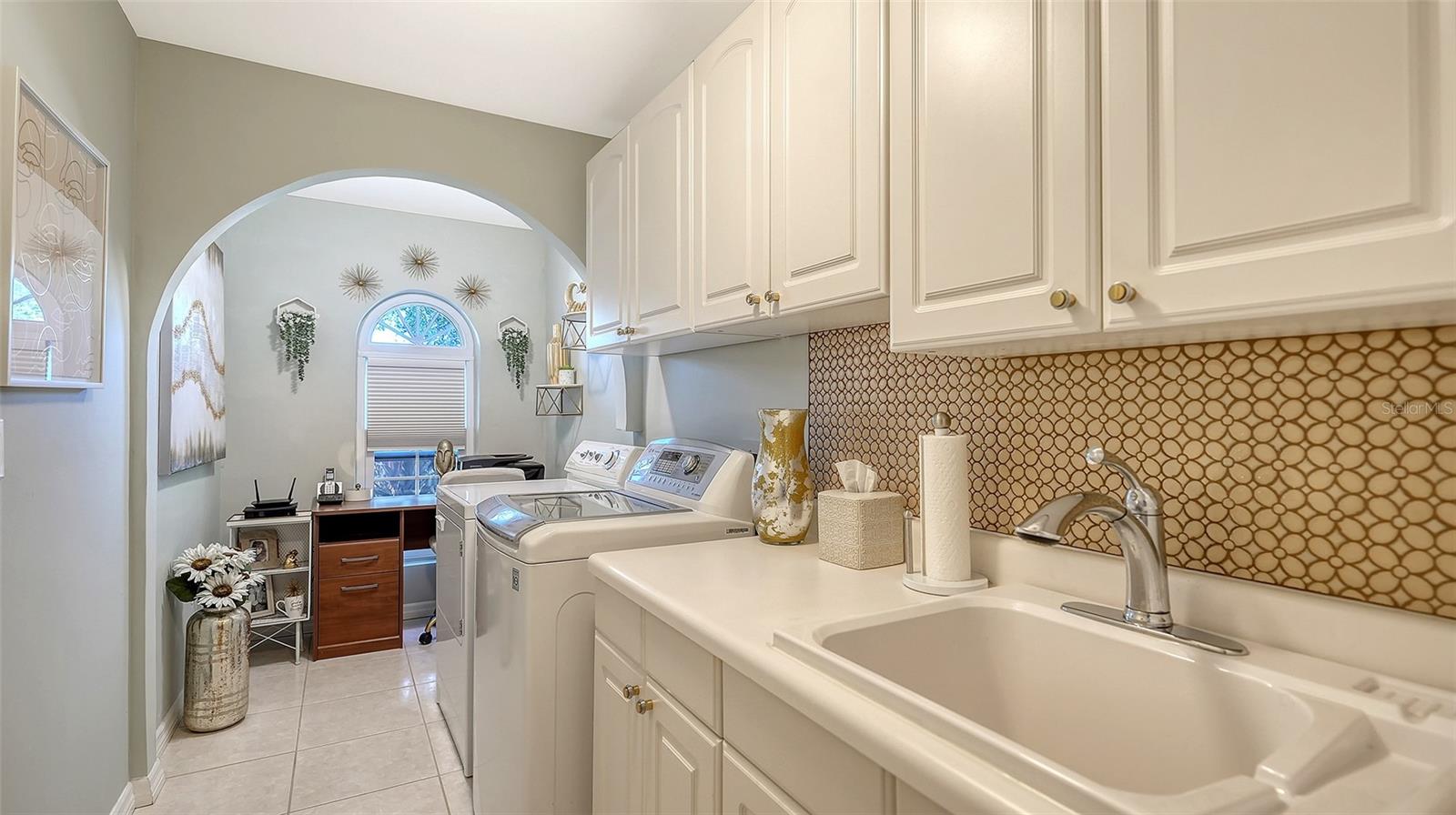 7975 MONTICELLO LN — photo 51