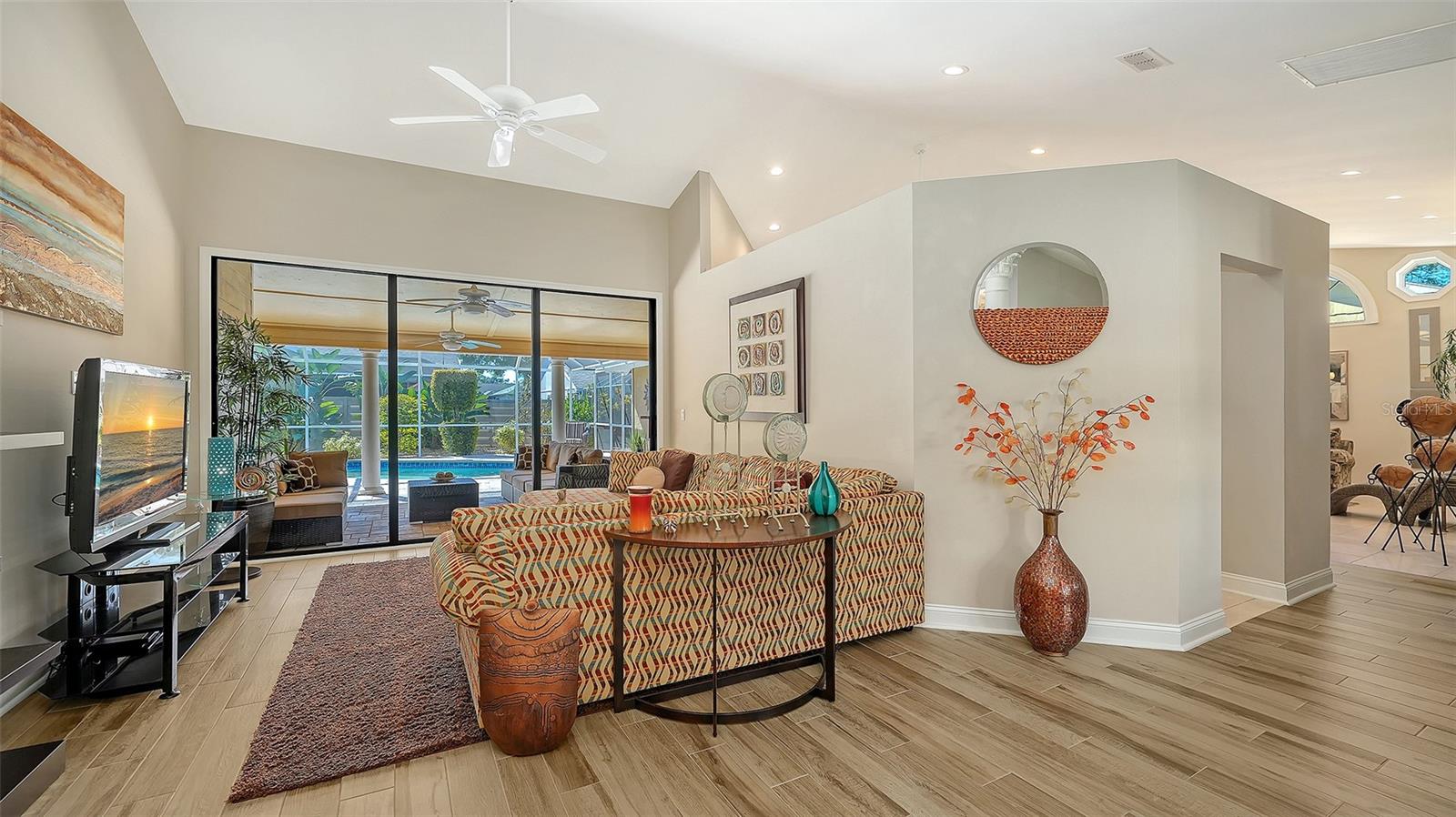 7975 MONTICELLO LN — photo 3