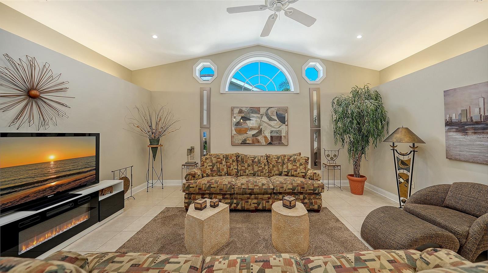 7975 MONTICELLO LN — photo 23