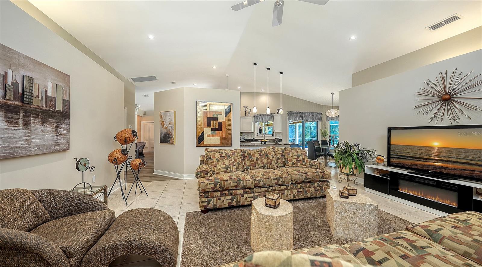 7975 MONTICELLO LN — photo 25