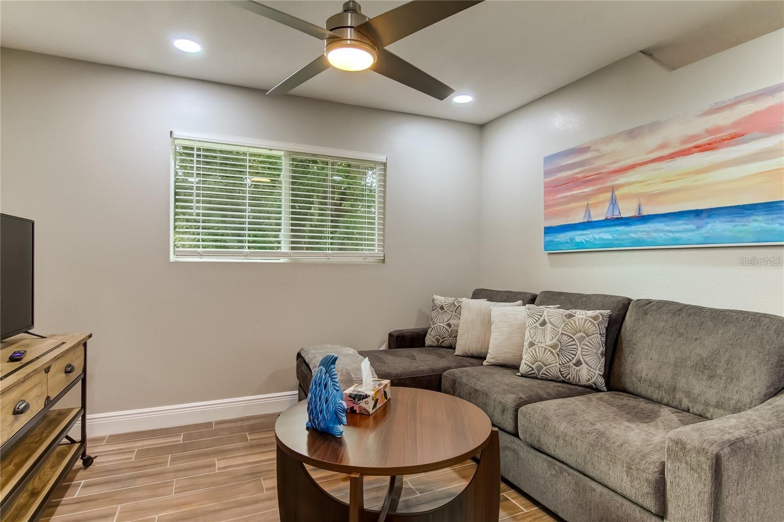 318 DEER COVE LN #B — photo 15