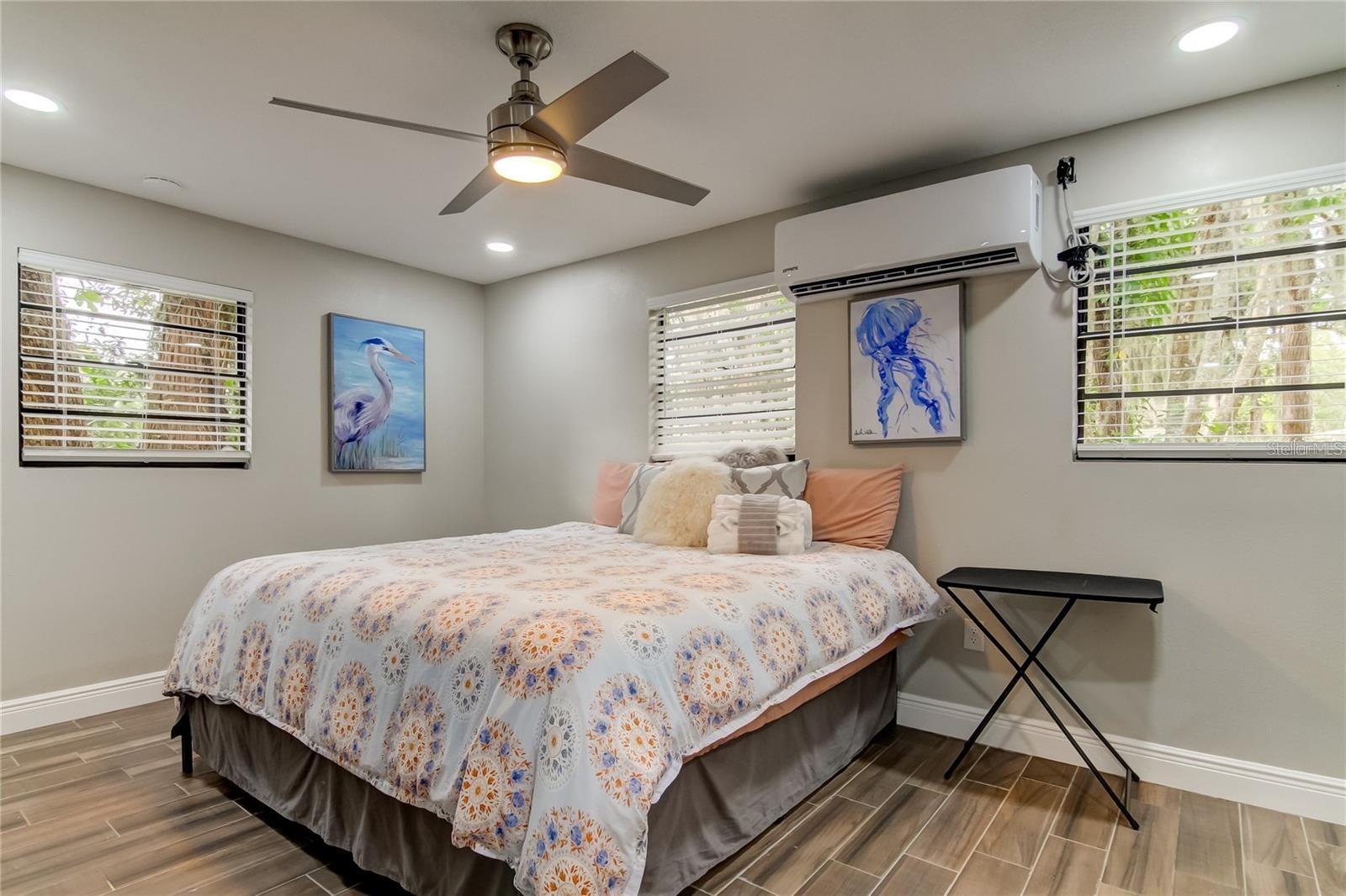 318 DEER COVE LN #B — photo 21