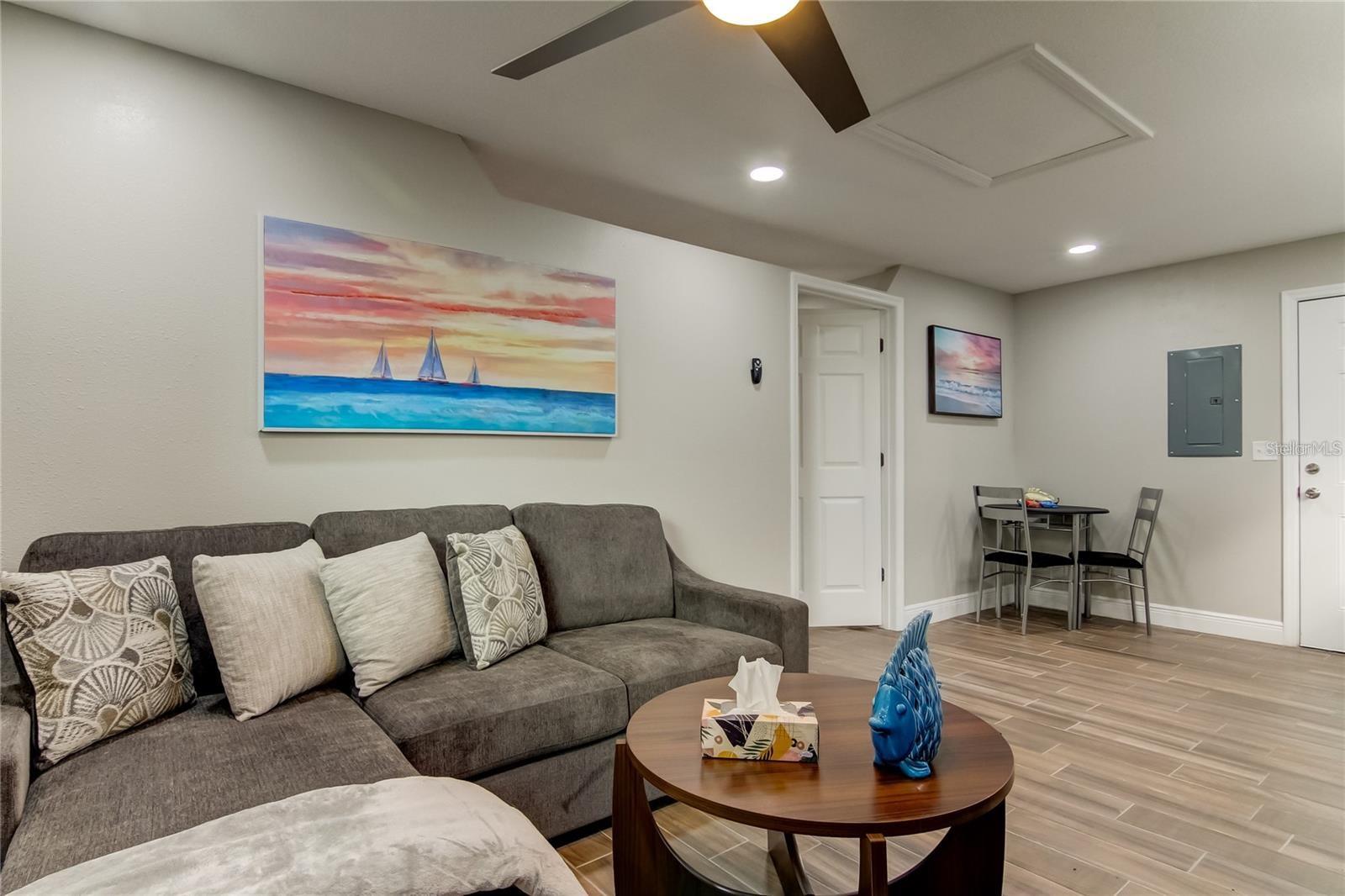 318 DEER COVE LN #B — photo 14