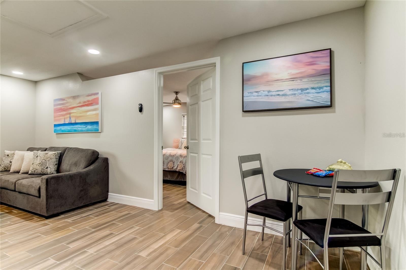 318 DEER COVE LN #B — photo 11