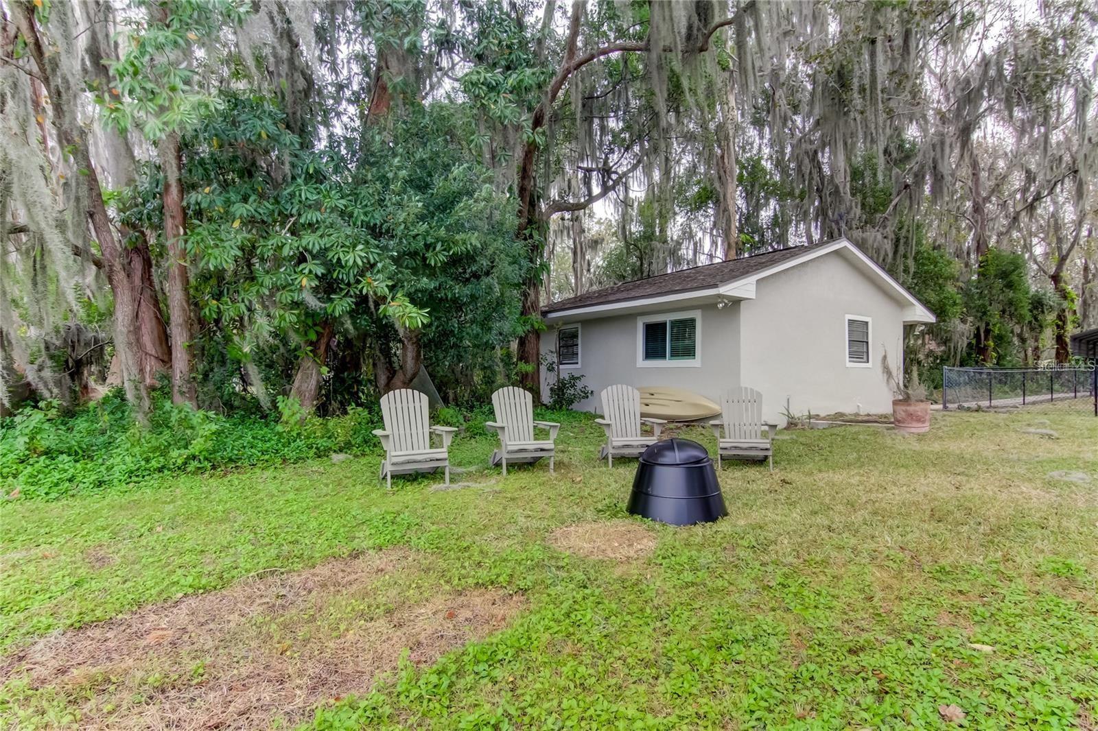 318 DEER COVE LN #B — photo 3