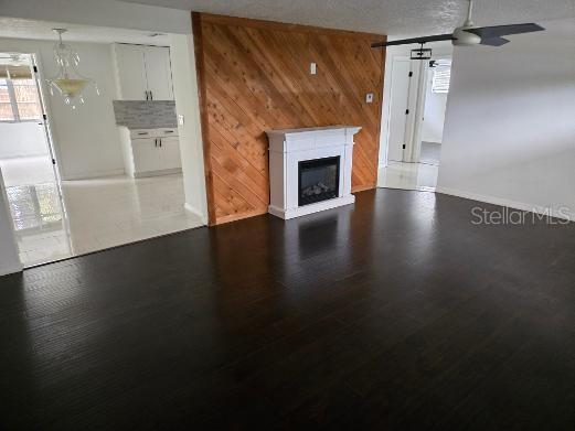 6104 POLK ST — photo 6