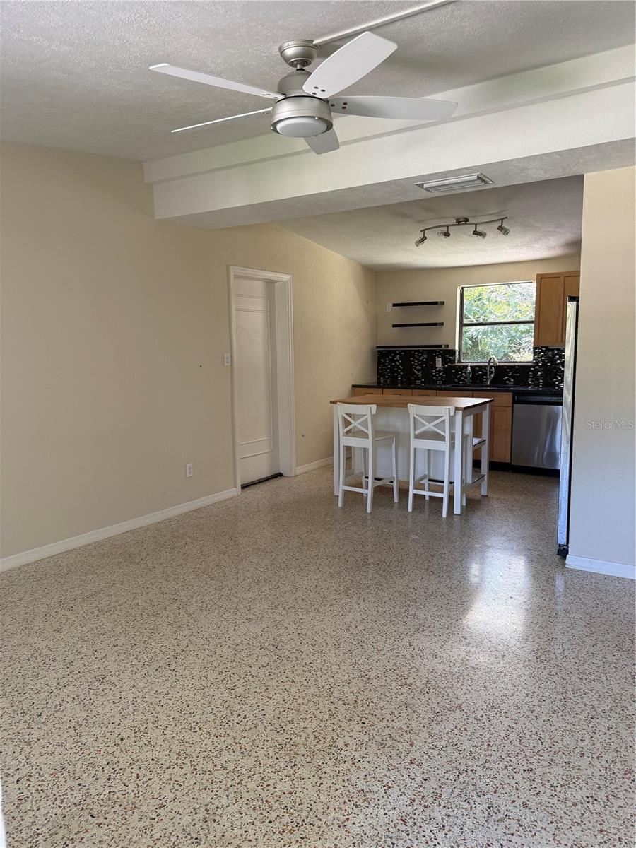 4702 CRONIN DR — photo 8
