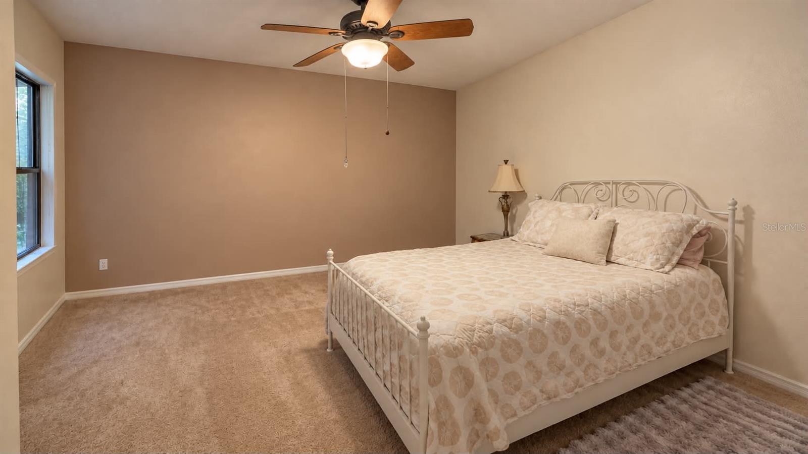 21129 DIAMONTE DR — photo 23
